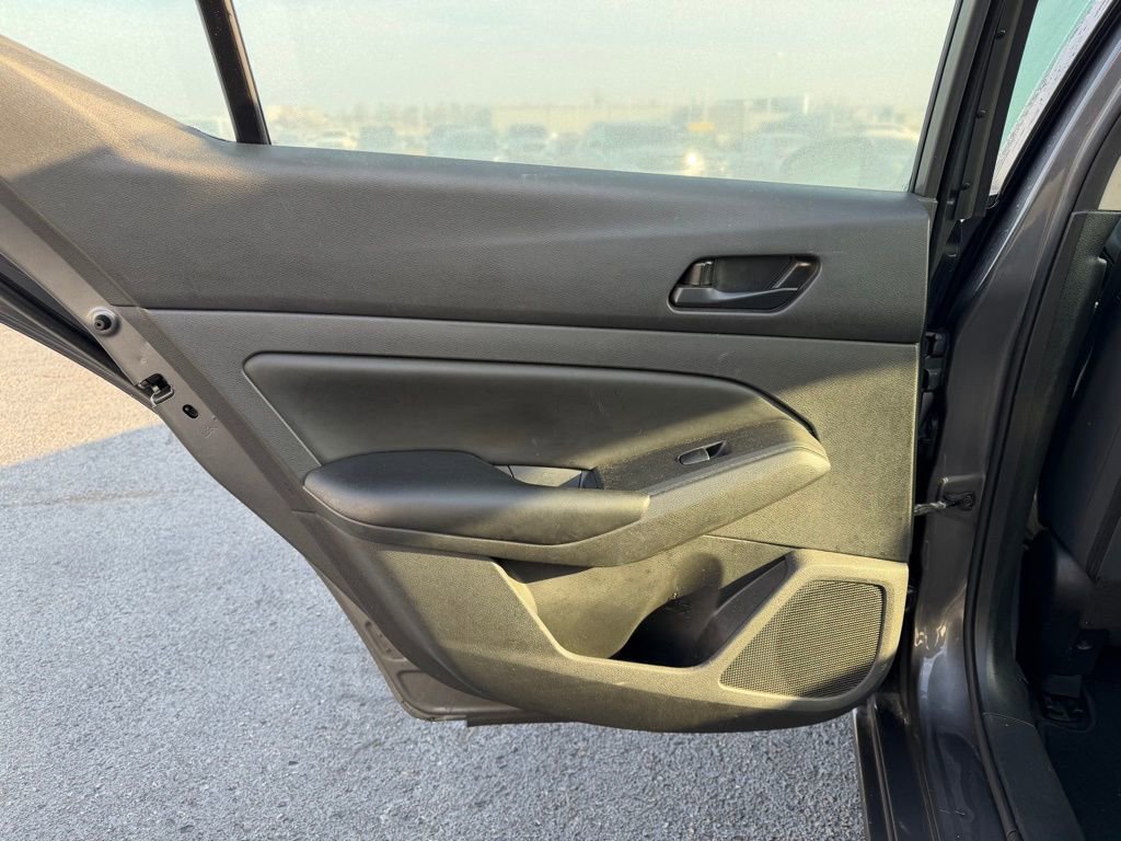 Used 2024 Nissan Altima 2.5 S image 16