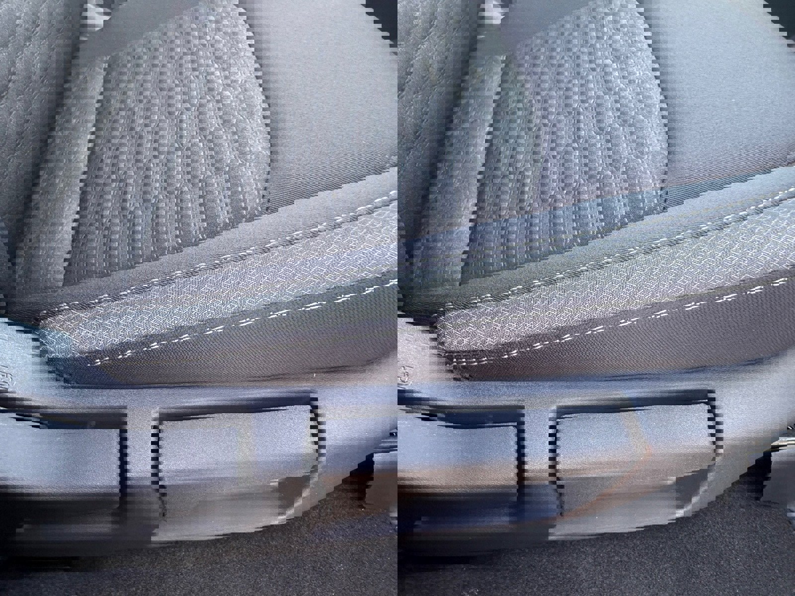 New 2025 Nissan Pathfinder SV w/ Cargo Package image 13