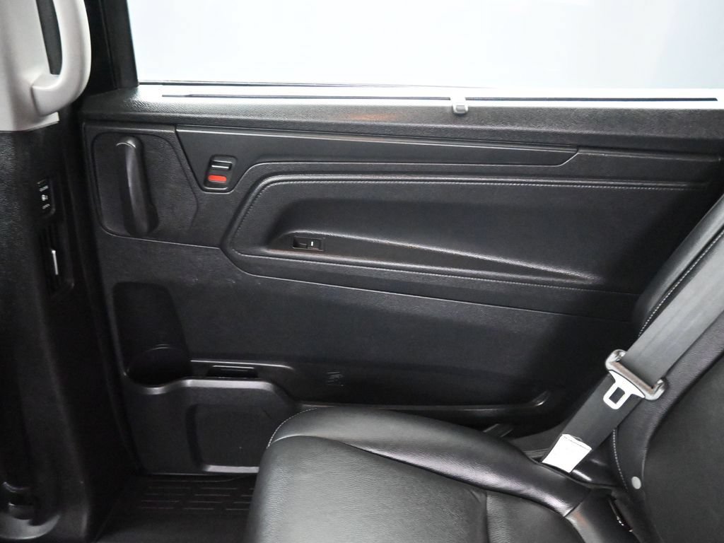 Used 2023 Honda Odyssey Touring image 39