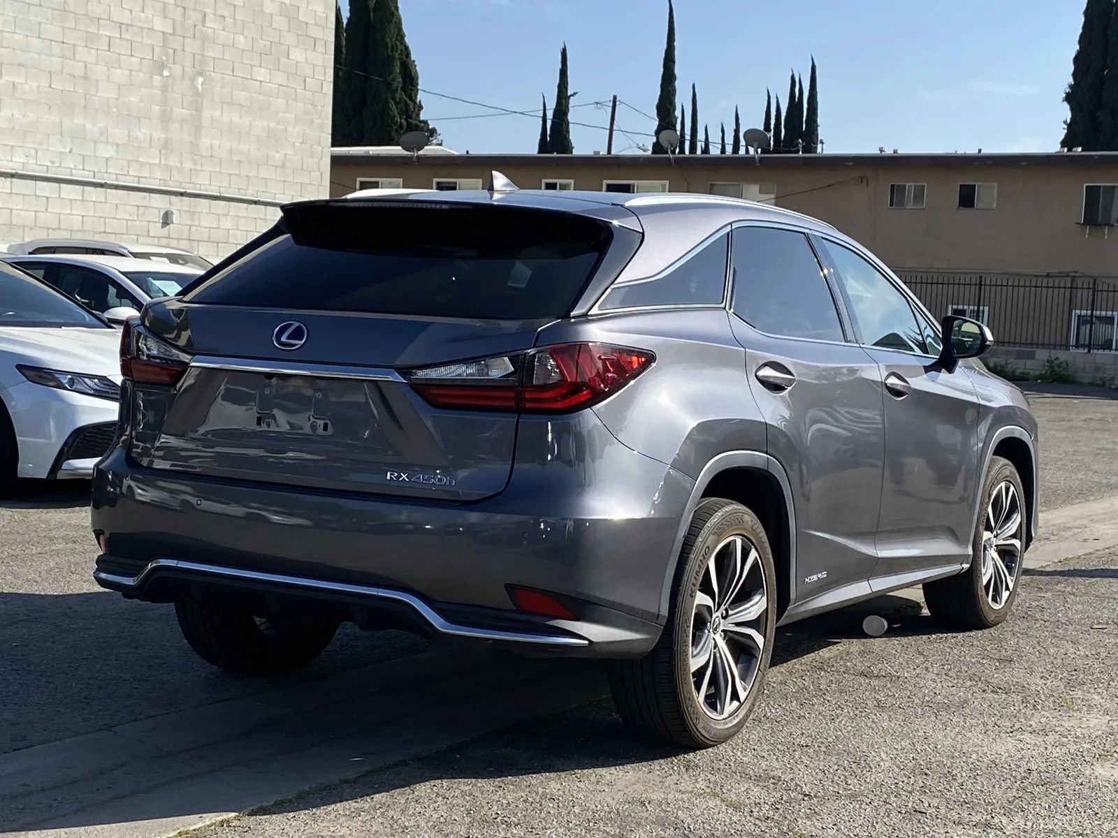 Used 2022 Lexus RX 450h AWD w/ Premium Package image 4