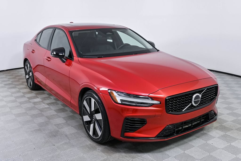 Certified 2024 Volvo S60 T8 Core w/ Climate Package AWD/4WD image 27