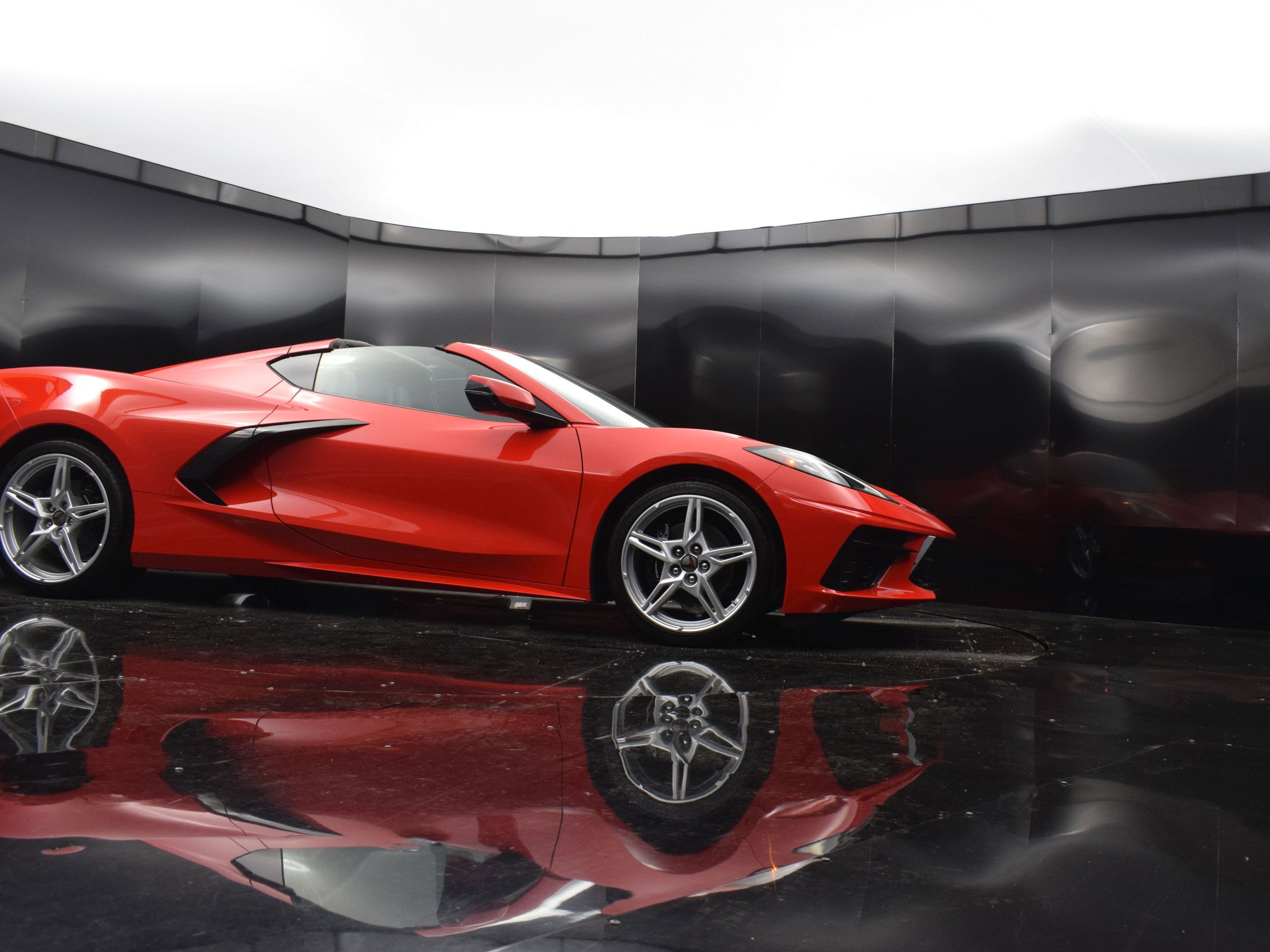 Used 2024 Chevrolet Corvette Stingray Preferred Cpe w/ 2LT image 22