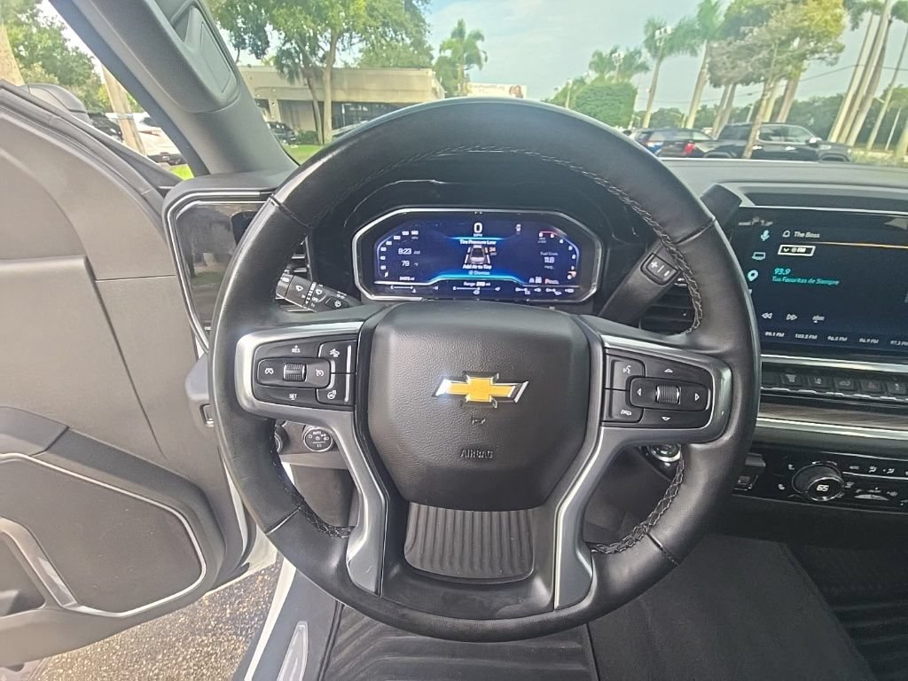 Used 2025 Chevrolet Silverado 2500 LT w/ Convenience Package AWD/4WD image 23