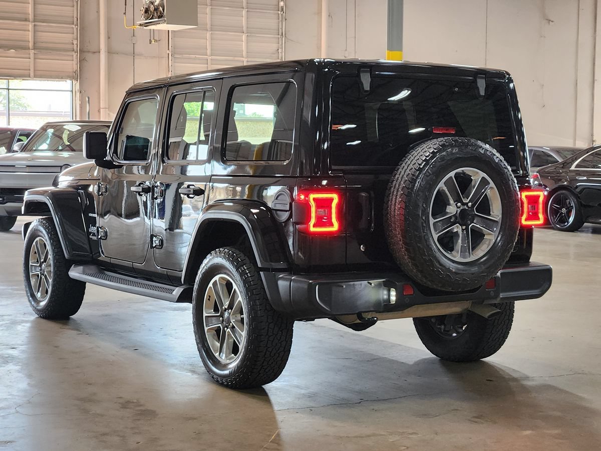 Used 2020 Jeep Wrangler Unlimited Sahara AWD/4WD image 11