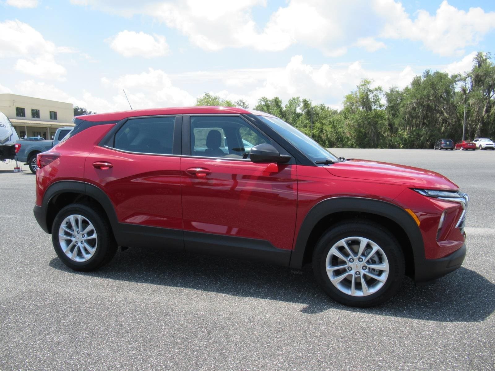 New 2026 Chevrolet TrailBlazer LS w/ LS Confidence Package FWD image 2