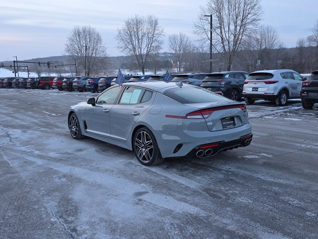 Used 2022 Kia Stinger GT1 w/ Red Interior Color Package image 6