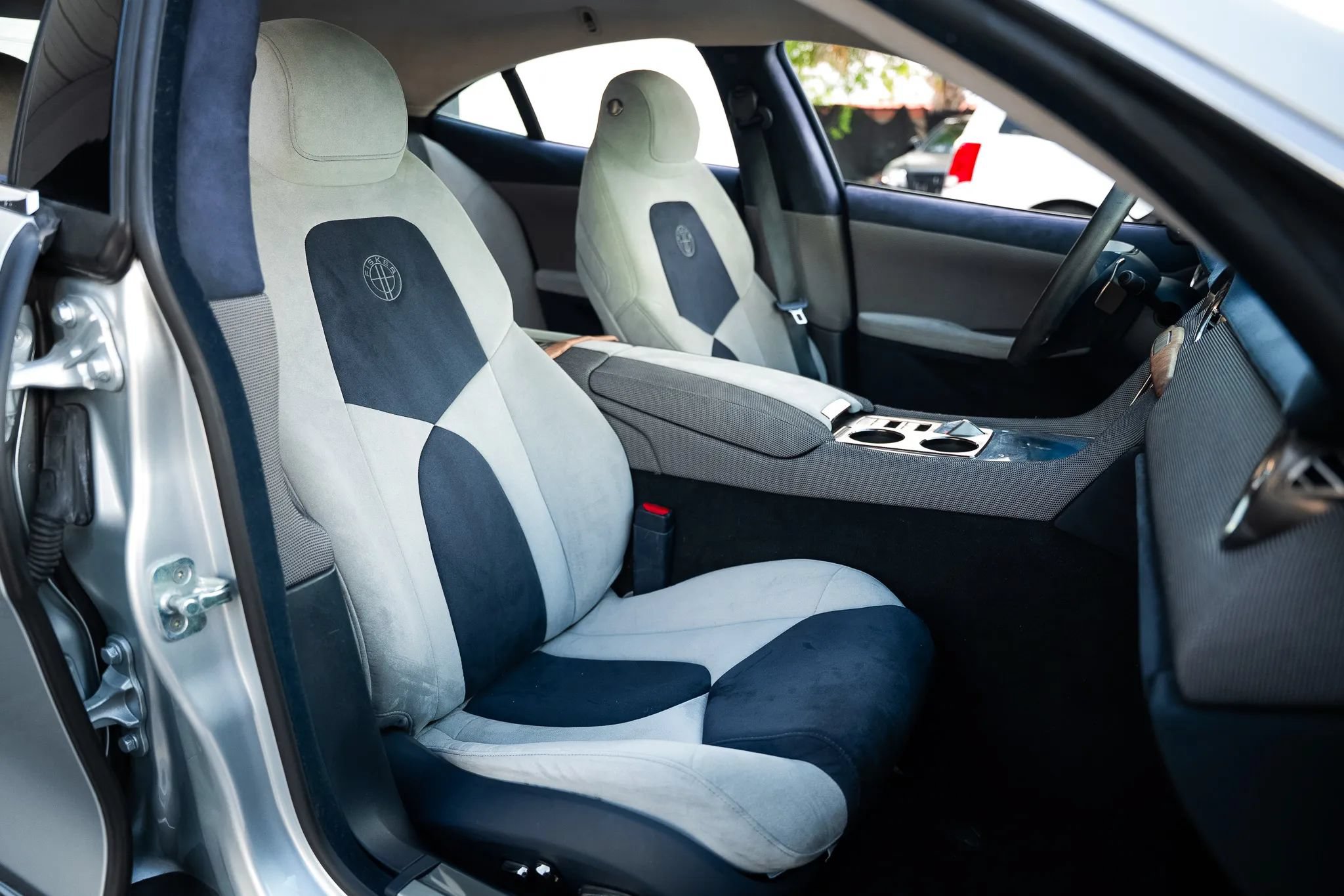 Used 2012 Fisker Karma EcoChic RWD image 16