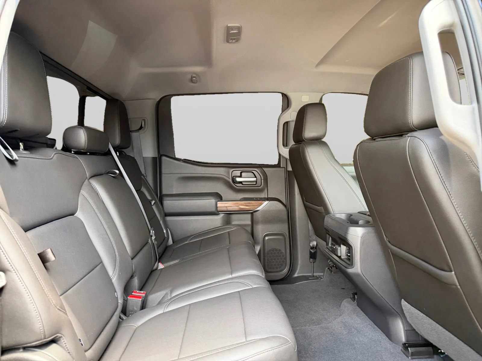 Used 2019 Chevrolet Silverado 1500 LT Trail Boss AWD/4WD image 31