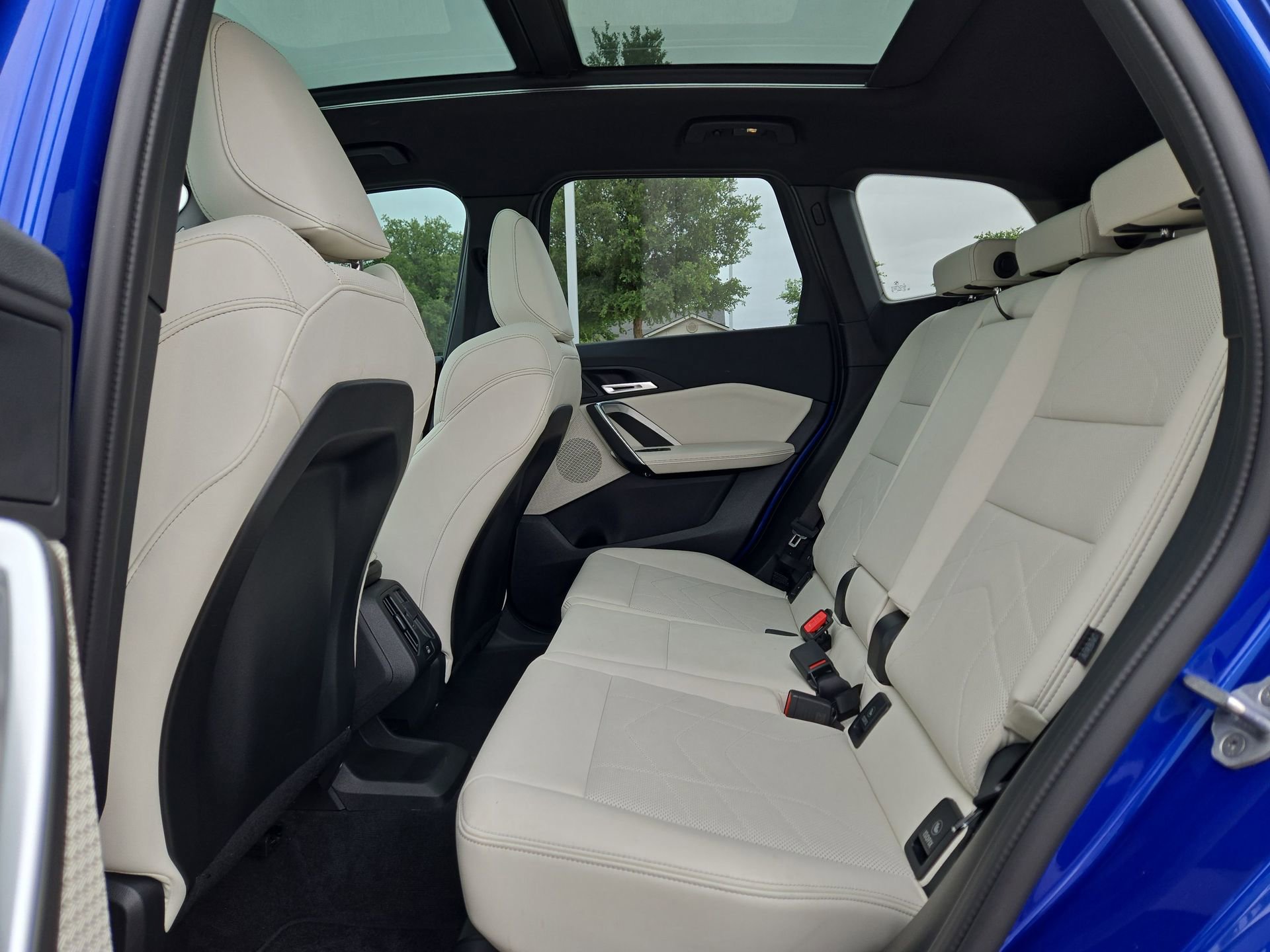 Used 2026 BMW X1 xDrive28i AWD/4WD image 13