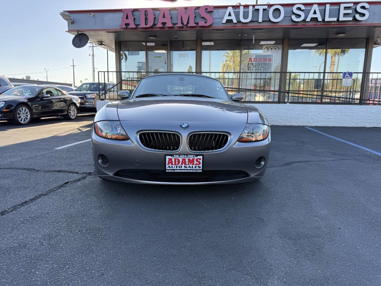 Used 2004 BMW Z4 2.5i image 13