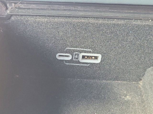 Used 2022 Jeep Grand Wagoneer Series III w/ Flexible Seating Group image 29