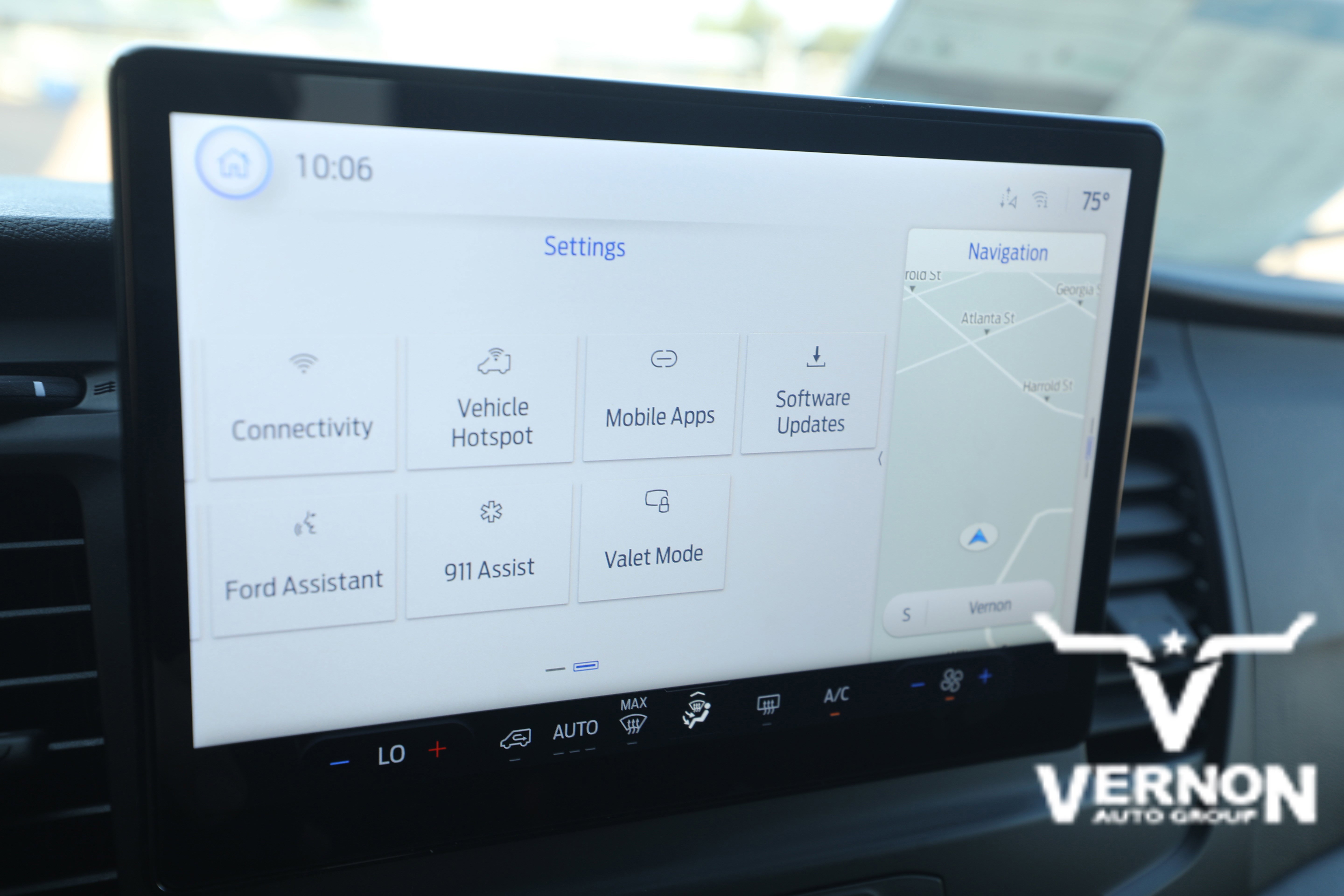 New 2025 Ford Transit 250 148 Medium Roof w/ Load Area Protection Package image 27