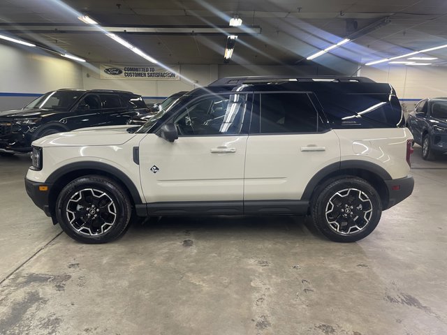 Certified 2025 Ford Bronco Sport Outer Banks w/ Outer Banks Tech Package+ AWD/4WD image 4