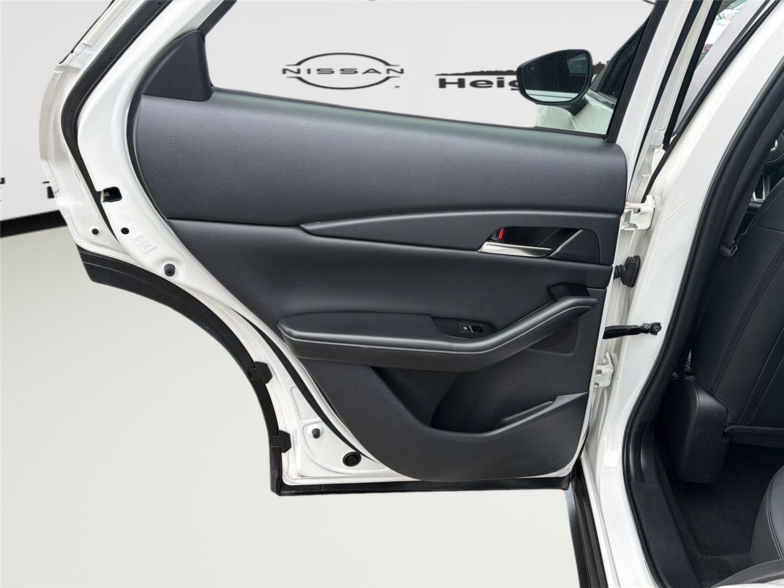 Used 2025 MAZDA CX-30 AWD 2.5 S w/ Preferred Package image 24