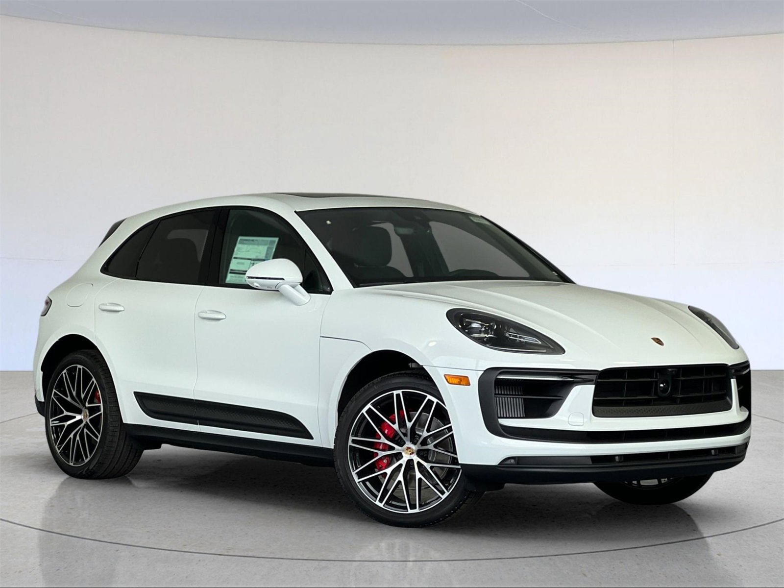 New 2025 Porsche Macan S image 10