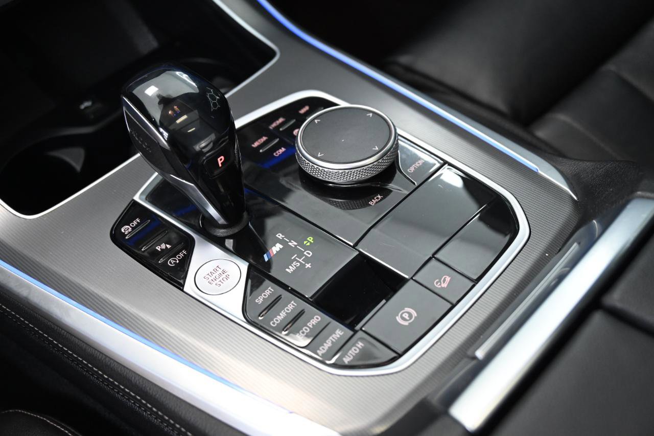 Used 2020 BMW X5 M50i w/ Premium Package image 33
