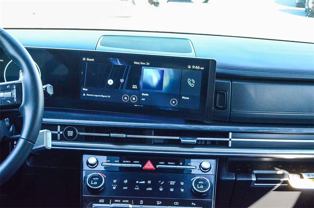 Used 2024 Hyundai Santa Fe Limited image 13