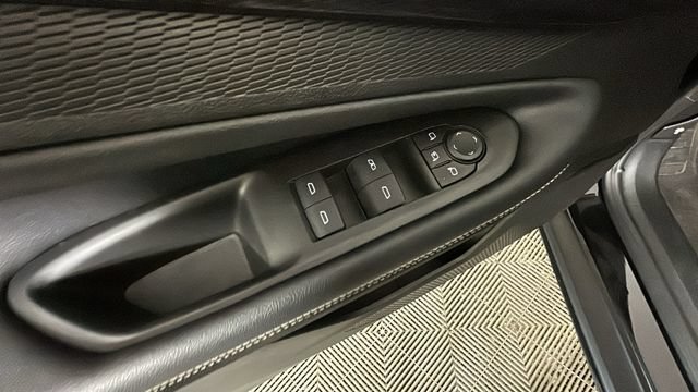 Used 2025 Chevrolet Blazer EV LT AWD/4WD image 10