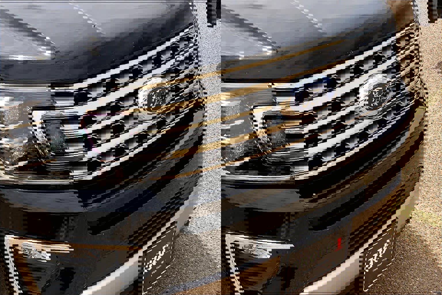 Used 2018 Ford Expedition Max Limited w/ Equipment Group 302A AWD/4WD image 30