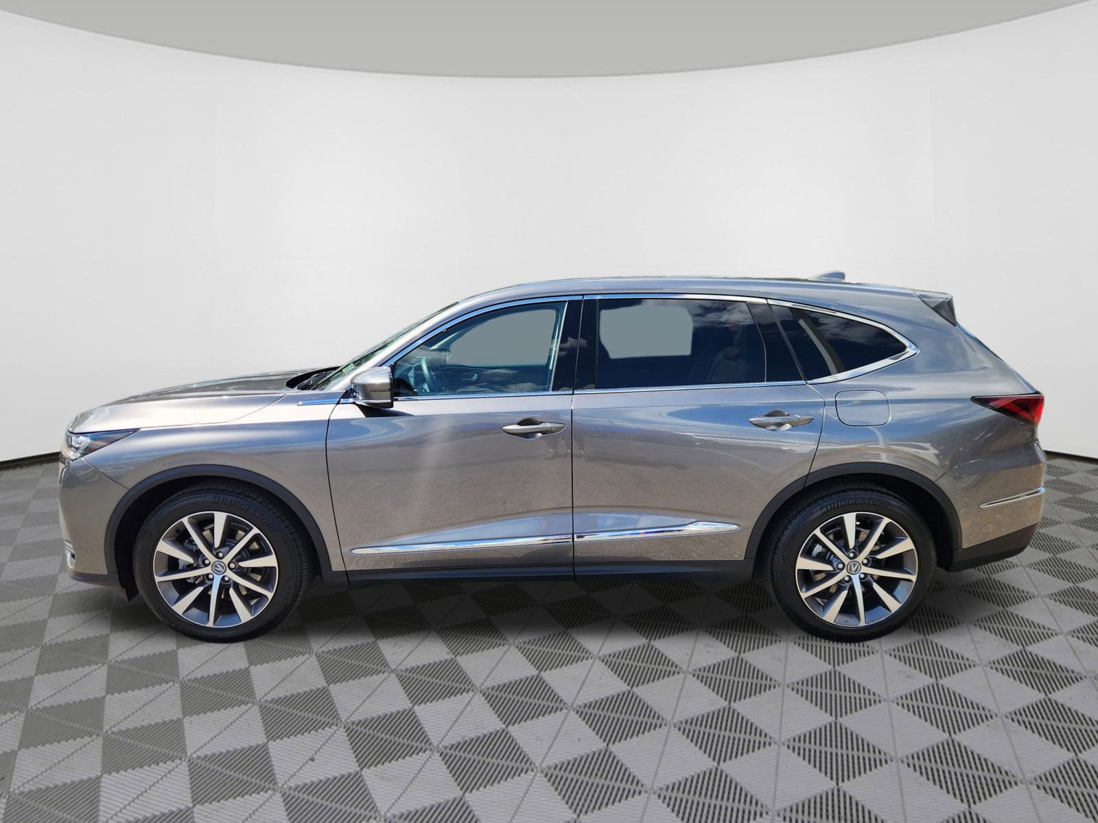 Certified 2025 Acura MDX w/ Technology Package image 5