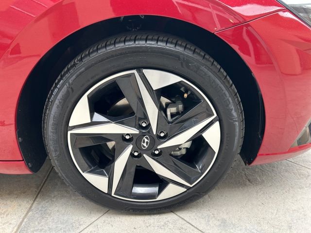 Certified 2023 Hyundai Elantra Limited image 37