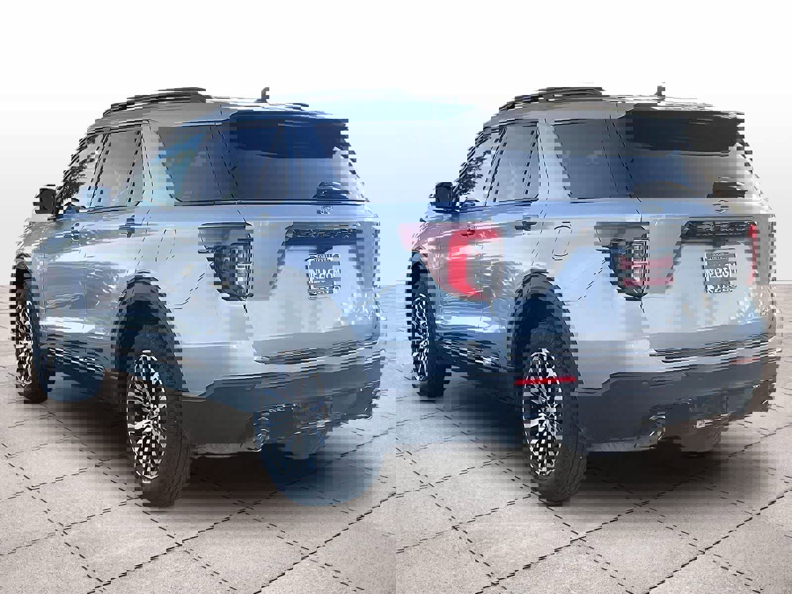 Used 2023 Ford Explorer ST-Line w/ Class IV Trailer Tow Package image 13