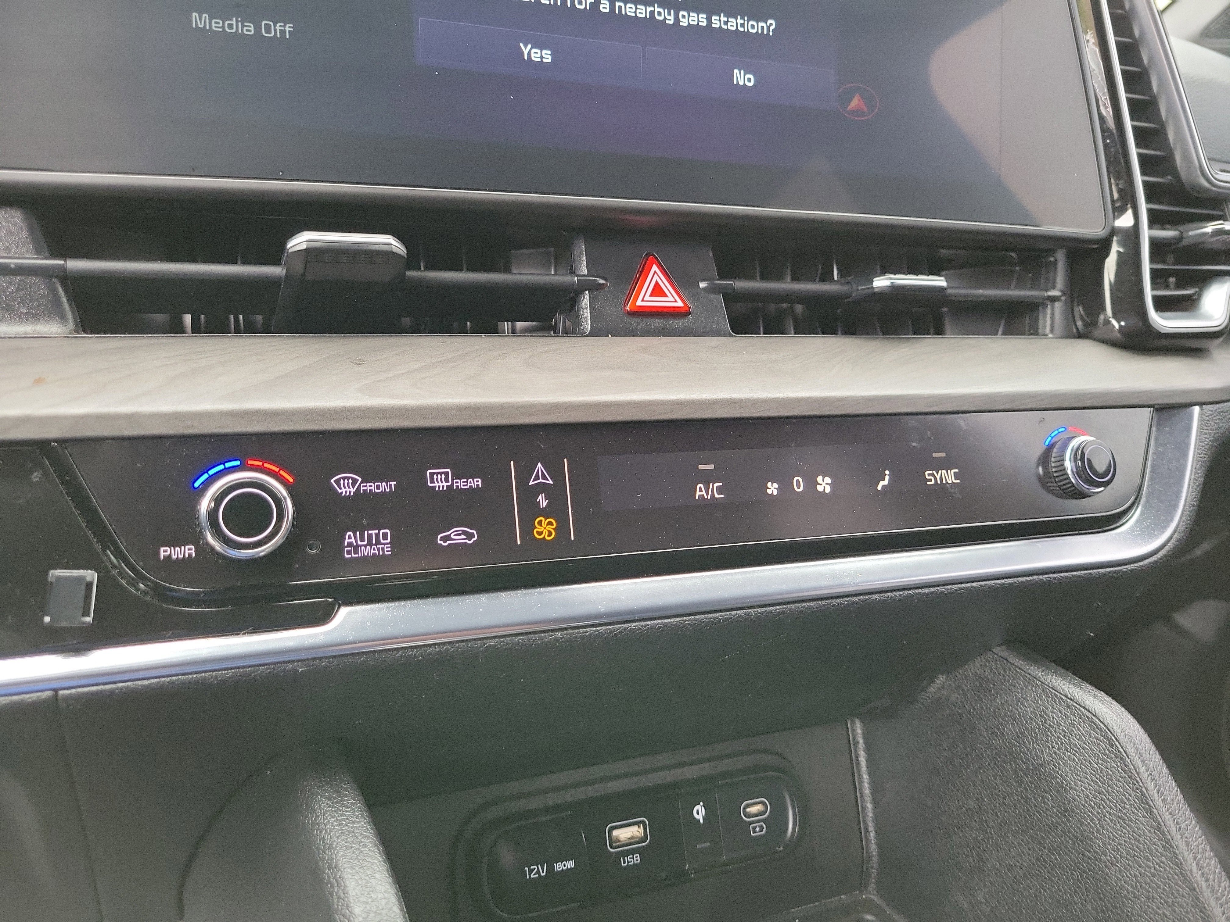 Used 2024 Kia Sportage X-Line w/ X-Line Premium Package image 28