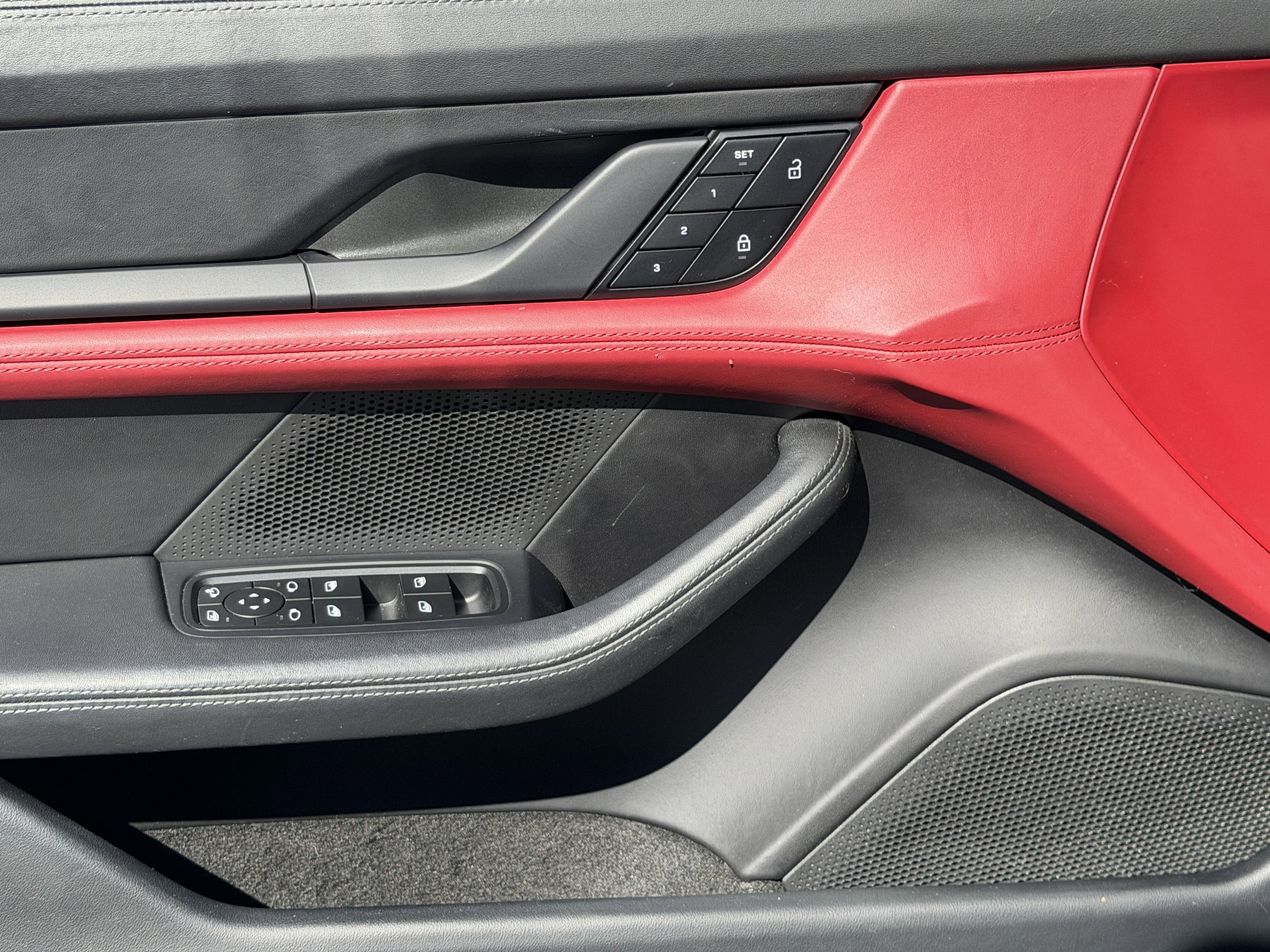 Certified 2023 Porsche Taycan image 23