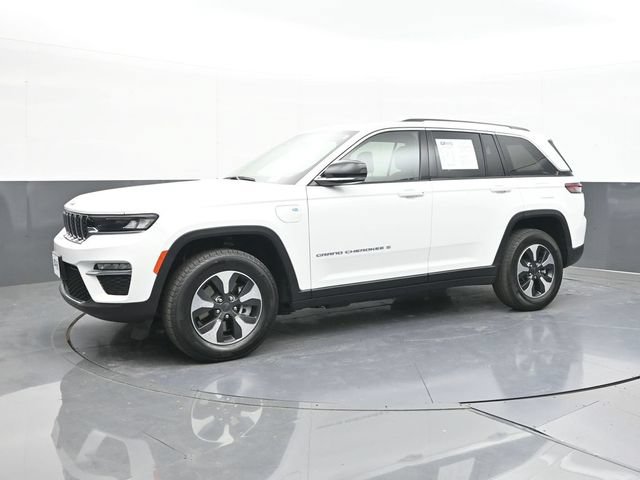 Used 2023 Jeep Grand Cherokee 4WD 4xe image 7