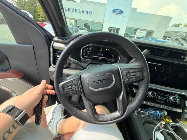Used 2024 GMC Sierra 2500 Denali Ultimate w/ Max Trailering Package AWD/4WD image 14