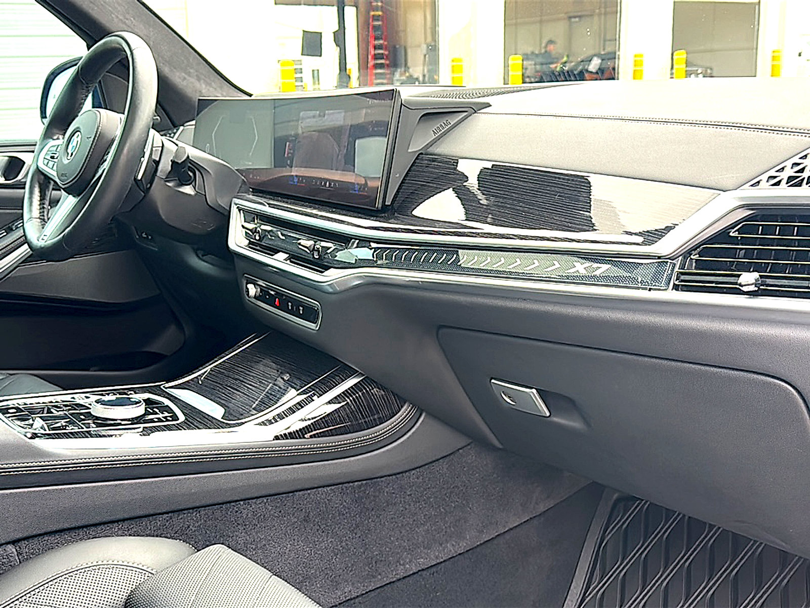 Used 2024 BMW X7 xDrive40i w/ Executive Package AWD/4WD image 24