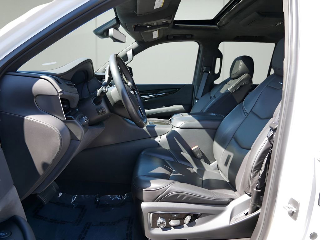 Used 2020 Cadillac Escalade Platinum AWD/4WD image 10