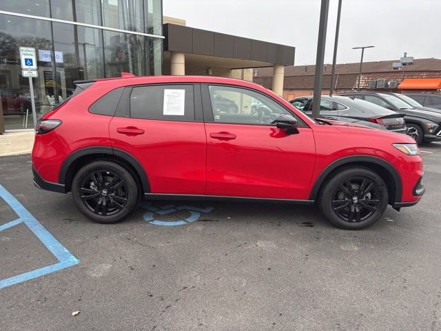 Used 2026 Honda HR-V Sport image 3