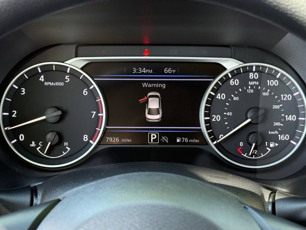 Used 2024 Nissan Sentra SV FWD image 17