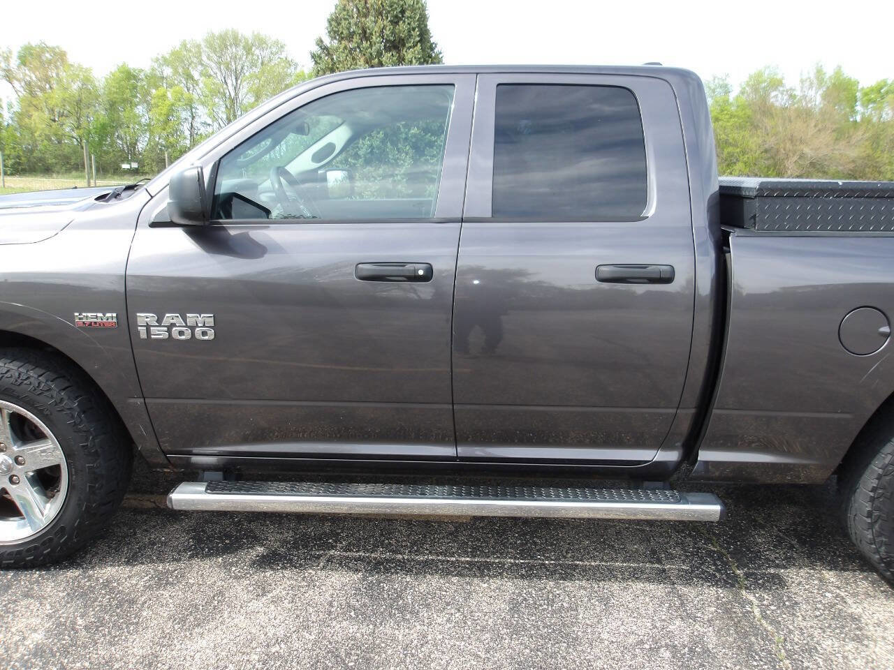 Used 2017 RAM 1500 Express w/ Express Value Package AWD/4WD image 35