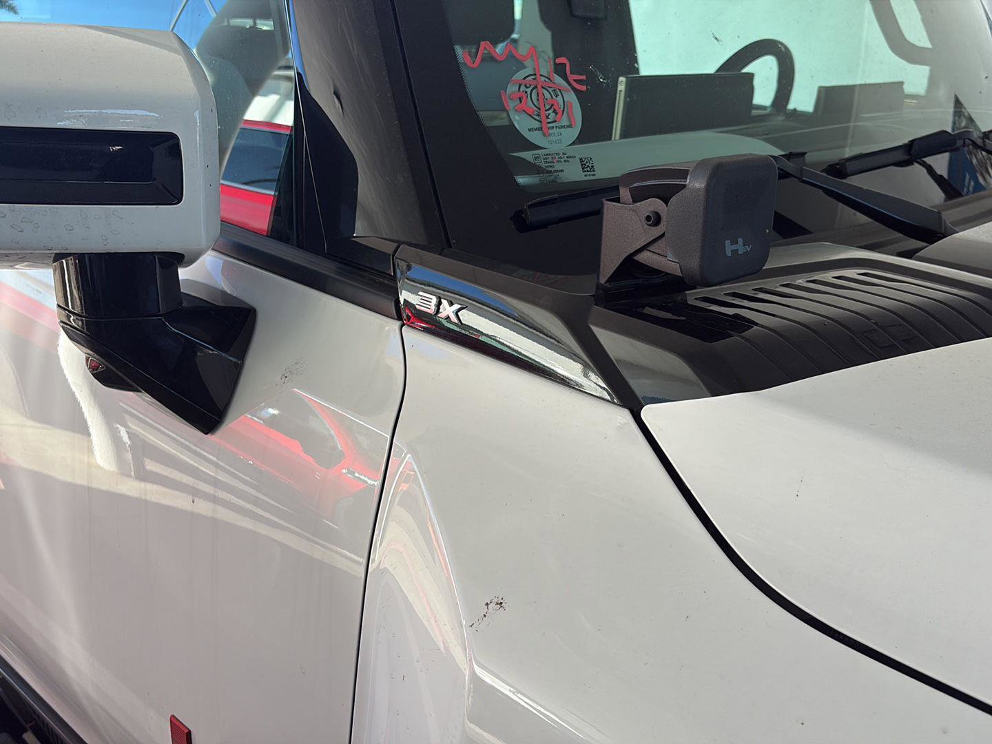 Used 2025 GMC Hummer EV 3X w/ Extreme Off-Road Package image 9