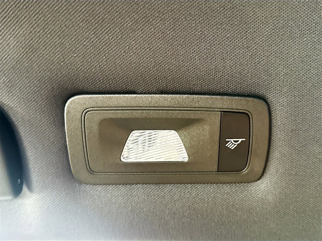 Used 2021 Porsche Macan image 27