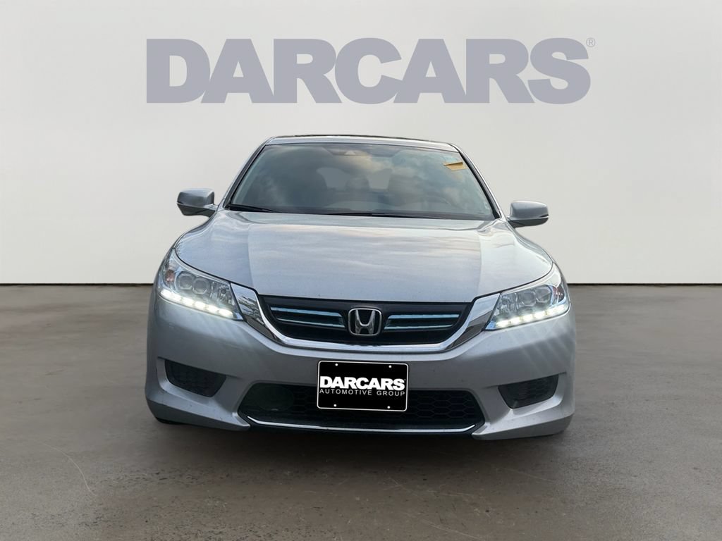 Used 2015 Honda Accord Touring image 2
