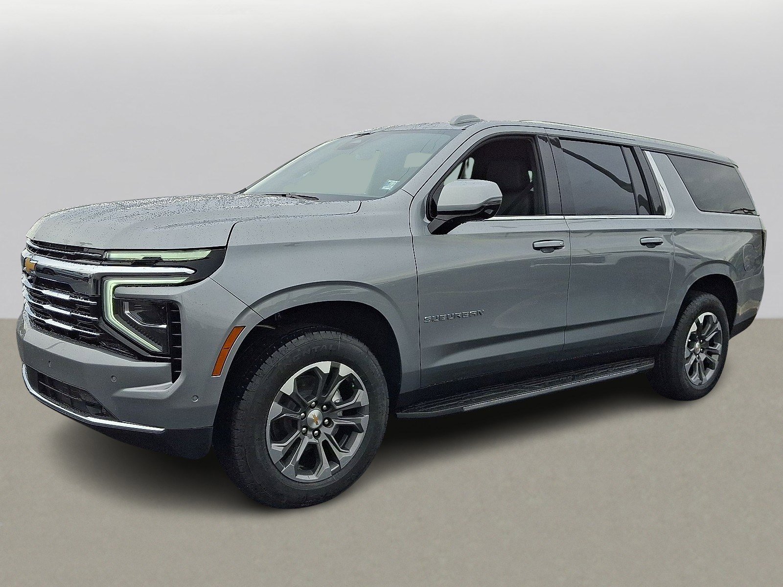 New 2026 Chevrolet Suburban LT image 2