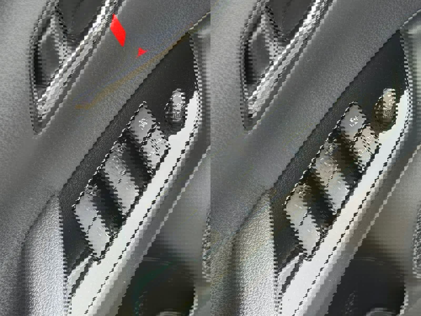 Used 2020 Toyota Prius Prime XLE image 17