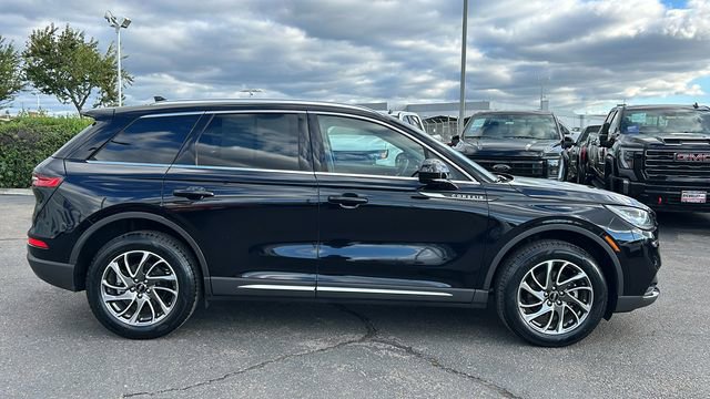 Used 2022 Lincoln Corsair FWD w/ Equipment Group 101A image 2