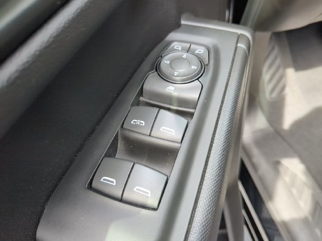 Used 2025 Chevrolet Silverado 1500 Custom RWD image 22