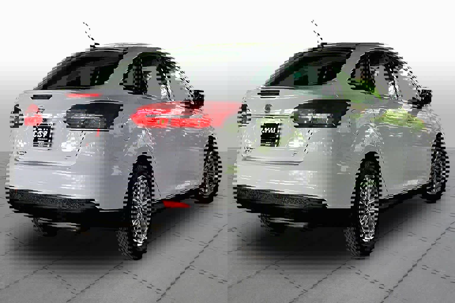 Used 2017 Ford Focus SE FWD image 12