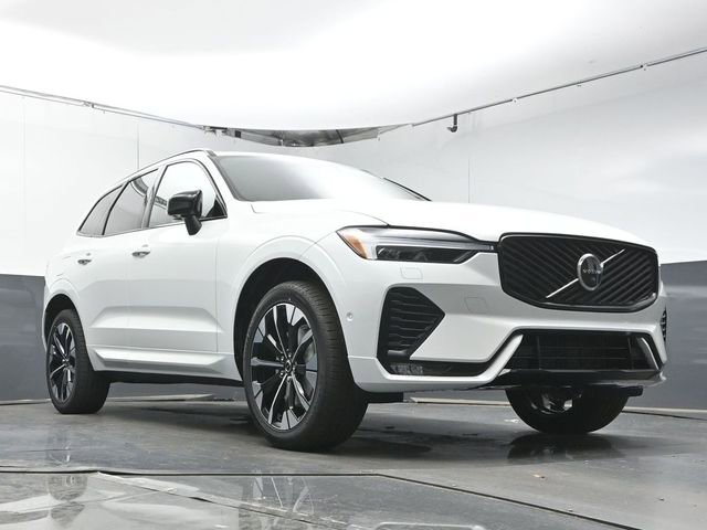 New 2026 Volvo XC60 B5 Plus w/ Protection Package Premier AWD/4WD image 34