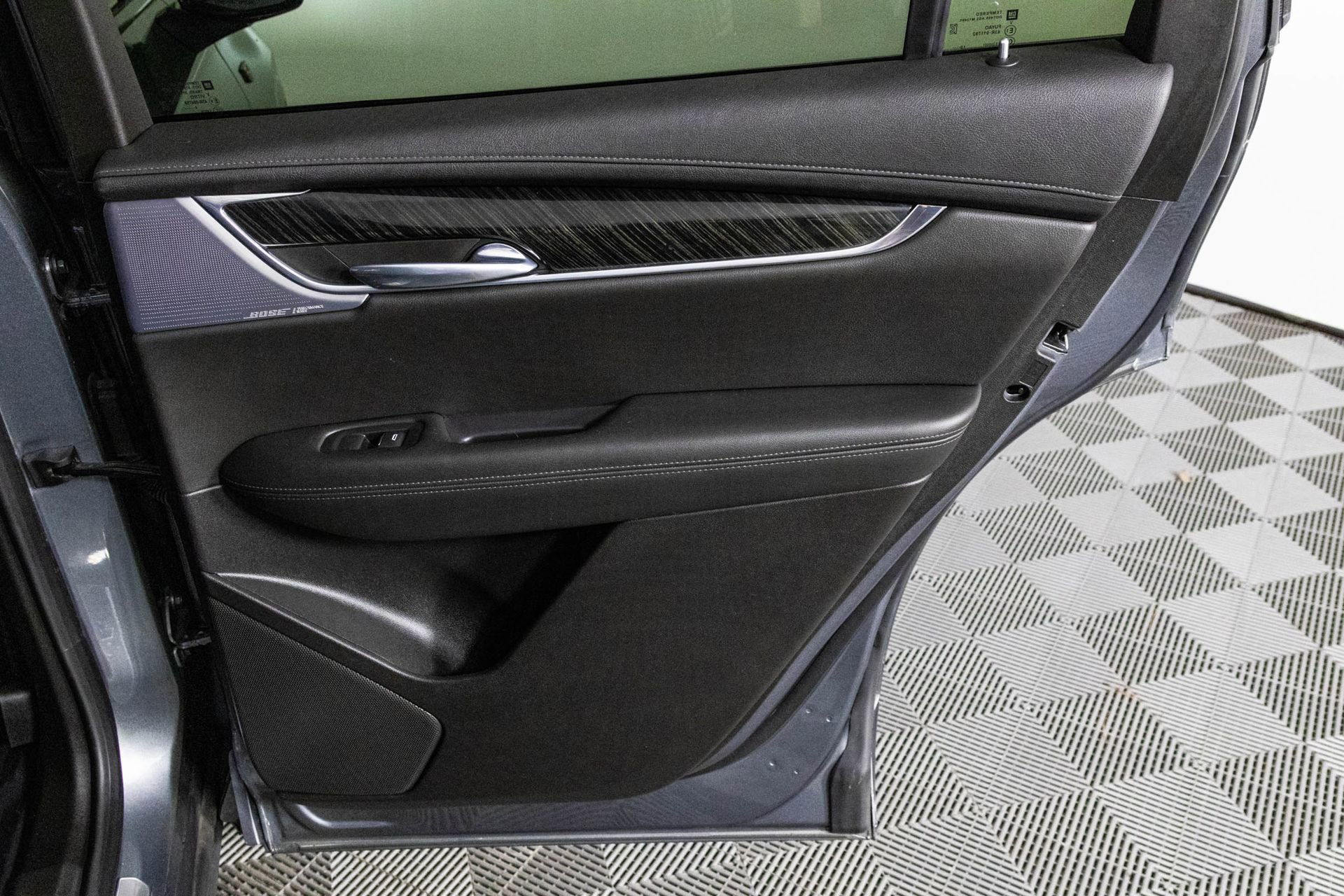 Used 2021 Cadillac XT6 Premium Luxury image 42