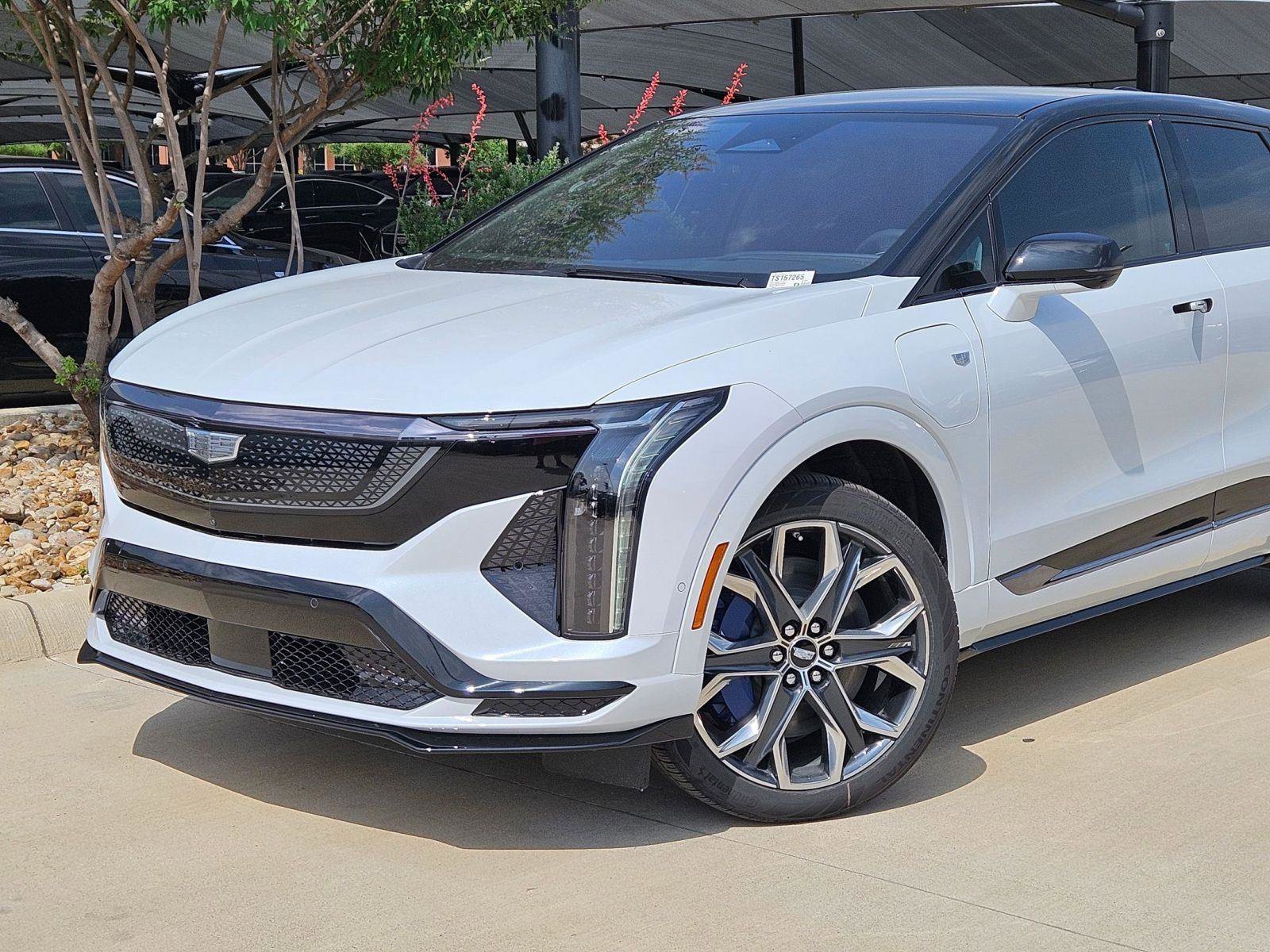 New 2026 Cadillac Optiq V AWD/4WD image 6