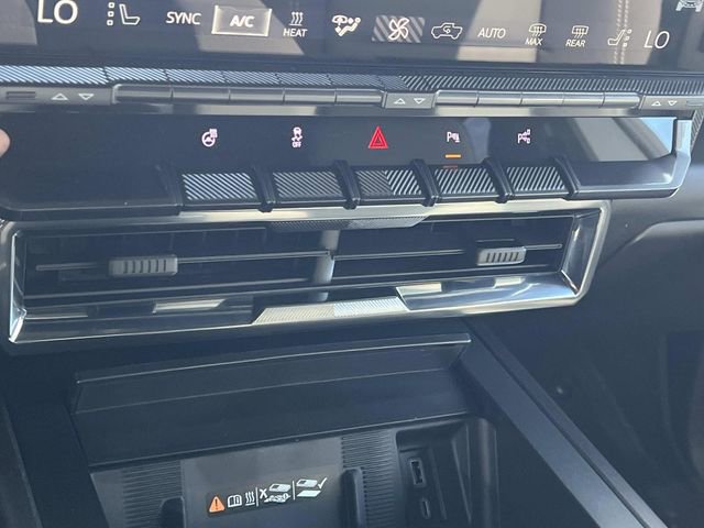 New 2026 GMC Hummer EV 4x4 Crew Cab image 24