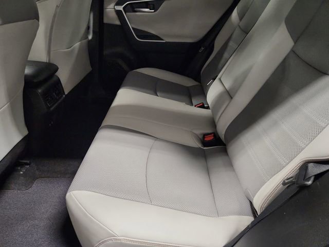 Used 2019 Toyota RAV4 Limited w/ Cold Weather Package FWD image 25