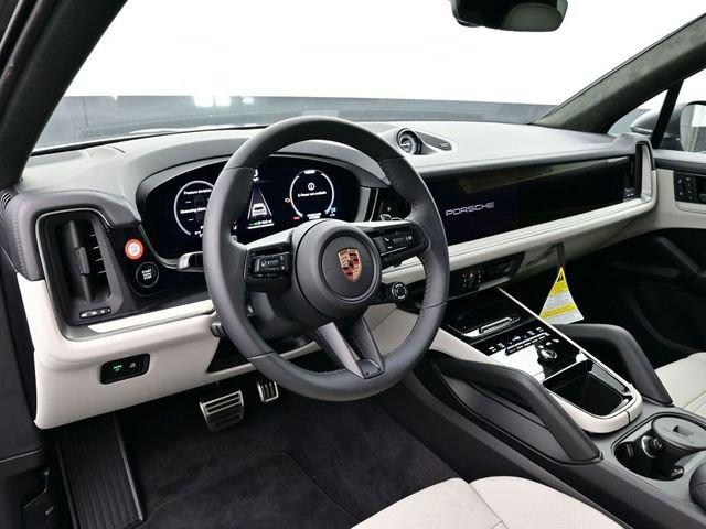 New 2026 Porsche Cayenne S image 4