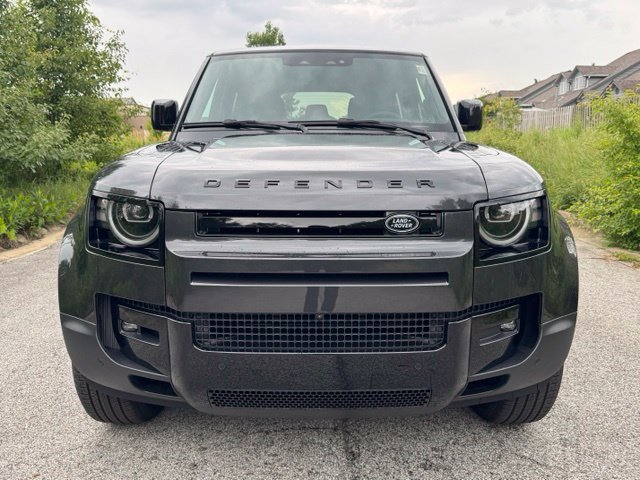 New 2026 Land Rover Defender 110 S AWD/4WD image 3